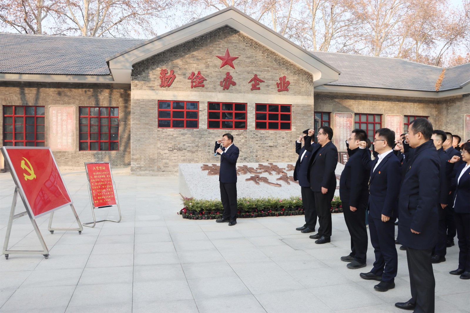 1767493974977667.jpg IMG_3725_副本.jpg